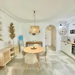 - New Modern Flat Nueva Andalucia In Puerto Banus - Exceptionnel Location
