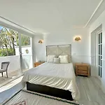 - New Modern Flat Nueva Andalucia In Puerto Banus - Exceptionnel Location * Marbella