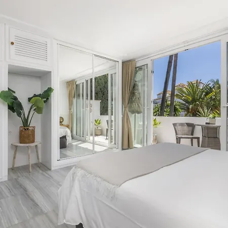 - New Modern Flat Nueva Andalucia In Puerto Banus - Exceptionnel Location Lejlighed