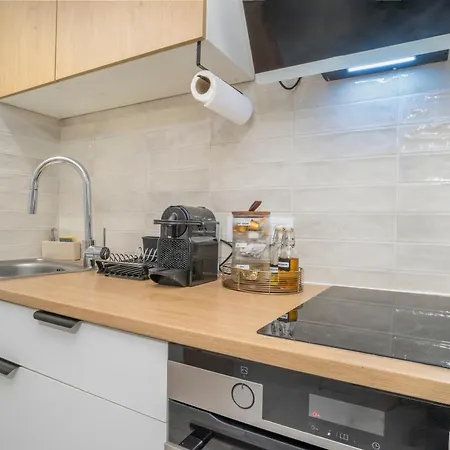 - New Modern Flat Nueva Andalucia In Puerto Banus - Exceptionnel Location