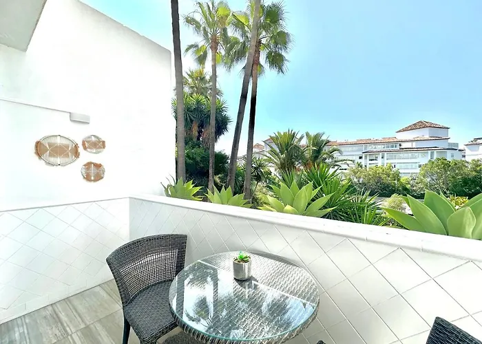 - New Modern Flat Nueva Andalucia In Puerto Banus - Exceptionnel Location * Марбелья