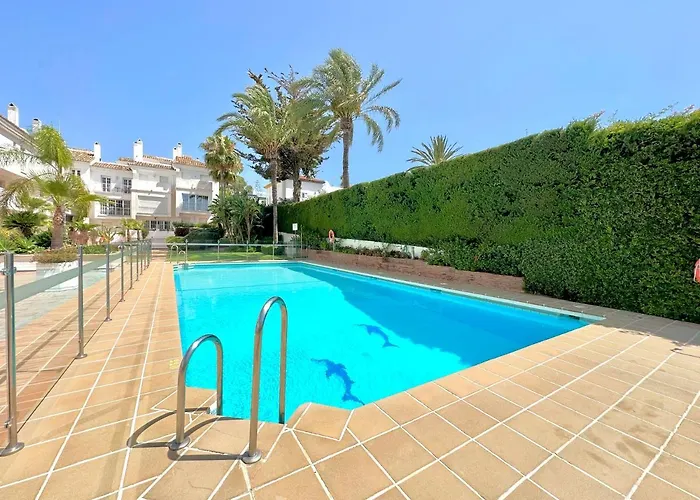- New Modern Flat Nueva Andalucia In Puerto Banus - Exceptionnel Location