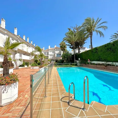 - New Modern Flat Nueva Andalucia In Puerto Banus - Exceptionnel Location *