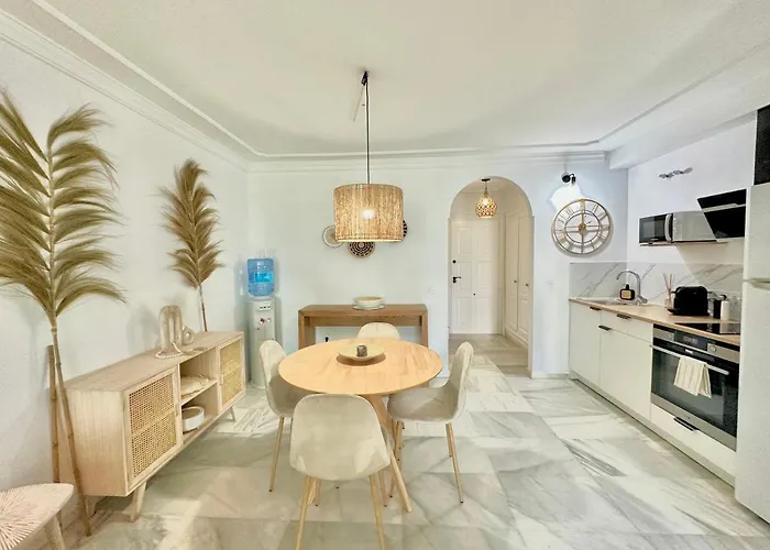 - New Modern Flat Nueva Andalucia In Puerto Banus - Exceptionnel Location