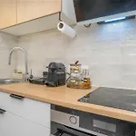 - New Modern Flat Nueva Andalucia In Puerto Banus - Exceptionnel Location