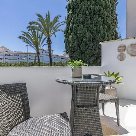 - New Modern Flat Nueva Andalucia In Puerto Banus - Exceptionnel Location * Marbella